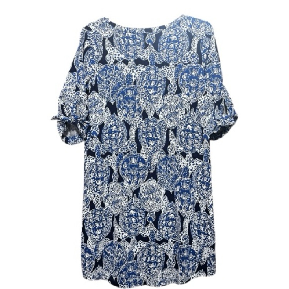 Lilly Pulitzer Preston in Deep Indigo Turtle, Navy, White 3/4 Tie Sleeves size M - Picture 2 of 9